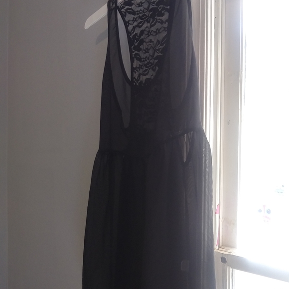 Lili White Sheer Romper - Picture 4 of 4